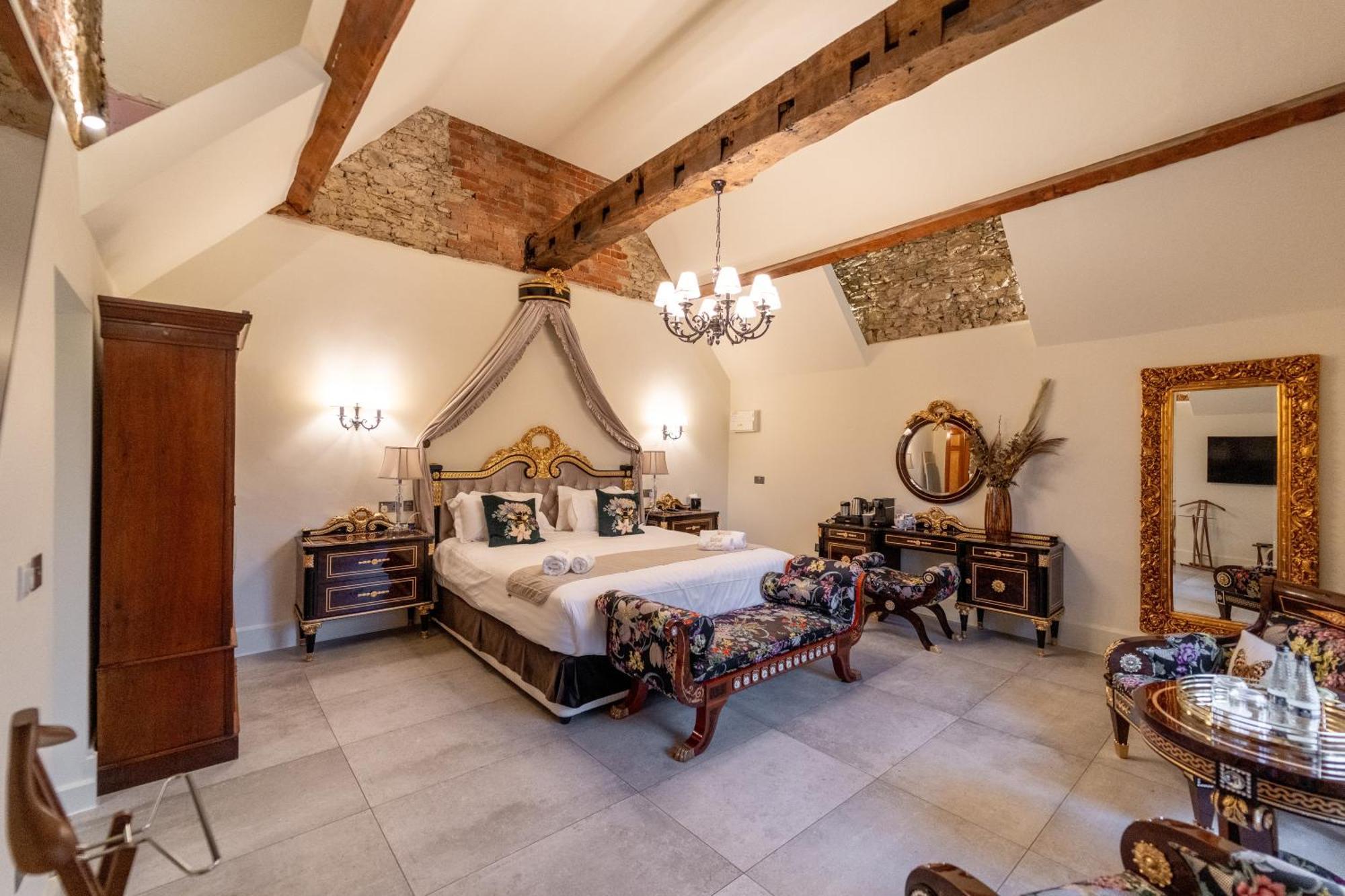 Weston Manor Hotel Bagian luar foto